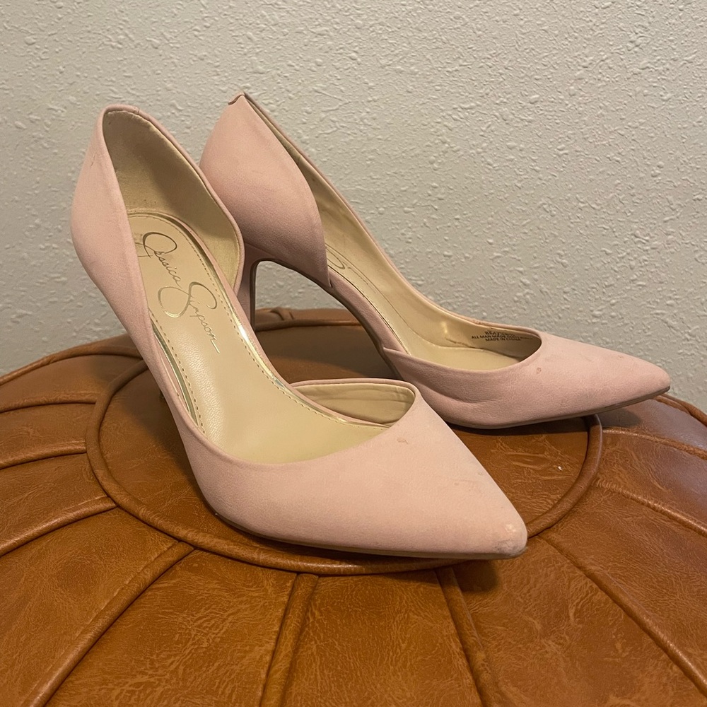 Beautiful pale pink heels size 8